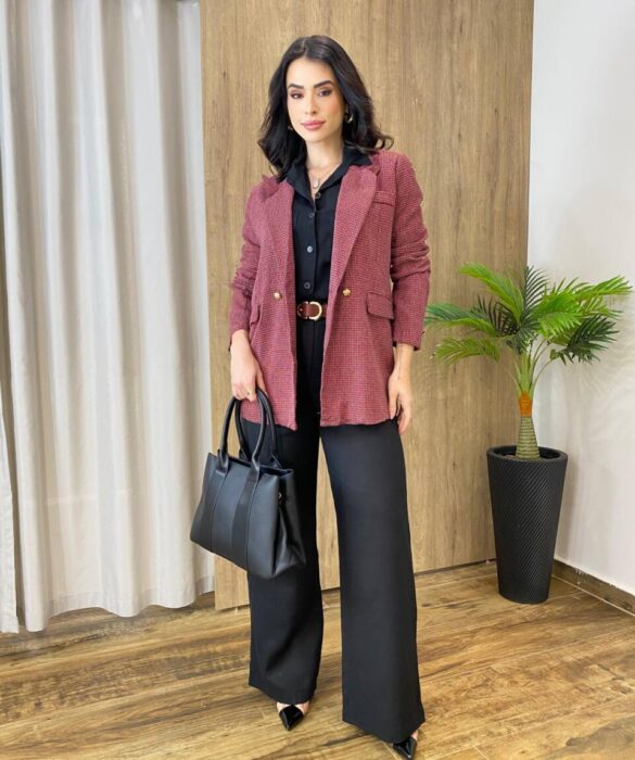 Blazer Feminino Tweed Manga Longa Aurora Vinho com Botões Dourados - Fernanda Ramos Store