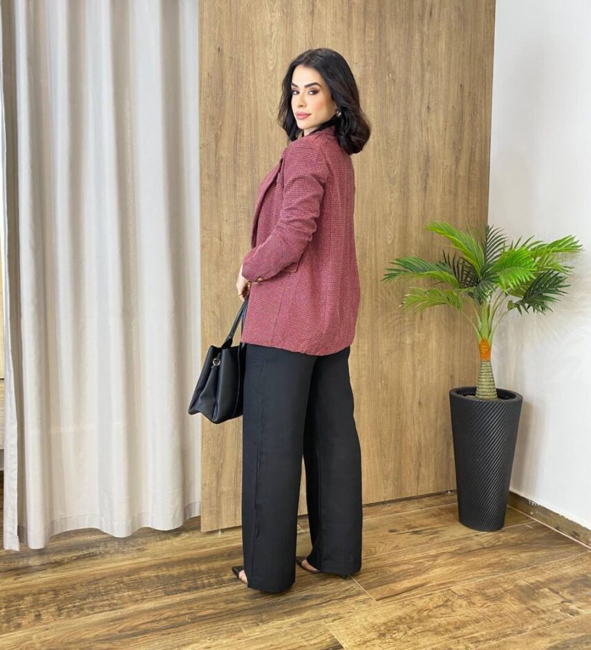 Blazer Feminino Tweed Manga Longa Aurora Vinho com Botões Dourados - Fernanda Ramos Store