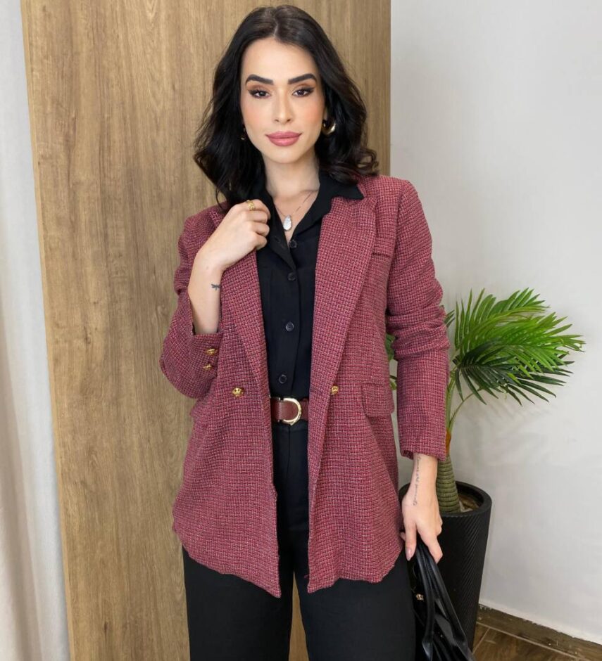 Blazer Feminino Tweed Manga Longa Aurora Vinho com Botões Dourados - Fernanda Ramos Store