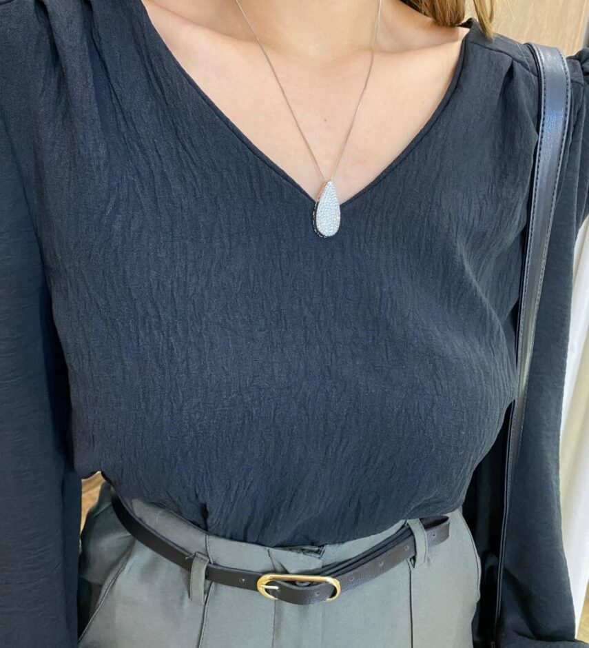 Blusa Feminina de Crepe Manga Longa Heloíse Preta - Fernanda Ramos Store