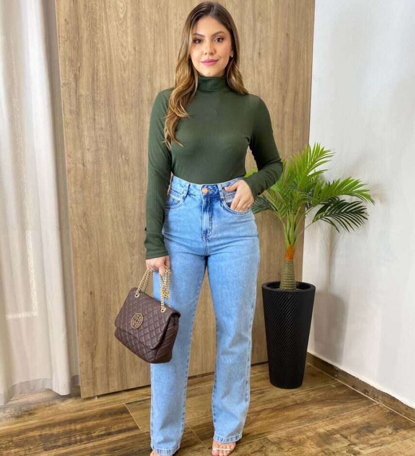 Blusa Feminina Manga Longa Júlia Gola Alta Canelada Verde Militar - Fernanda Ramos Store