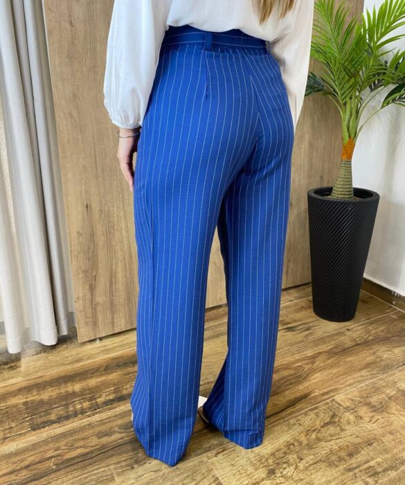 Calça Feminina Alfaiataria Pantalona Risca de Giz Azul - Fernanda Ramos Store