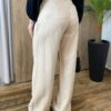 Calça Feminina Alfaiataria Pantalona Risca de Giz Bege - Fernanda Ramos Store