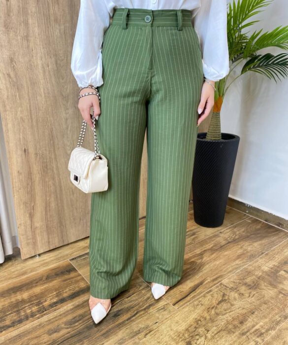 Calça Feminina Alfaiataria Pantalona Risca de Giz Verde - Fernanda Ramos Store