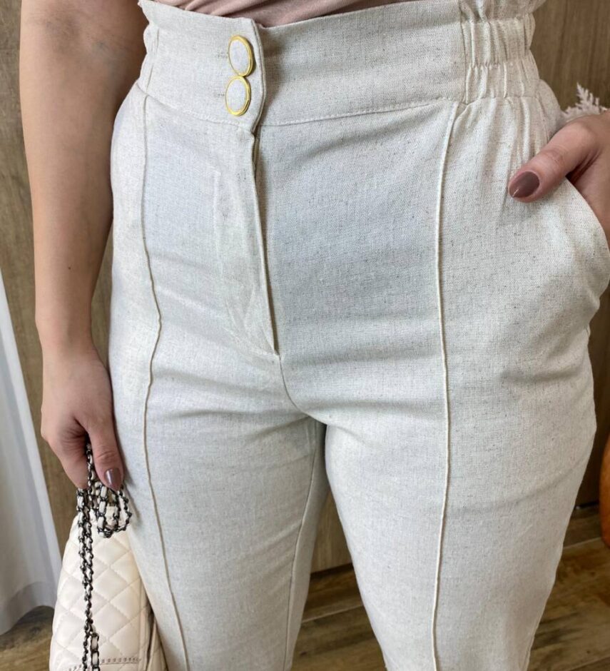 Calça Feminina Cecília Viscolinho Reta com 2 Botões Cru - Fernanda Ramos Store