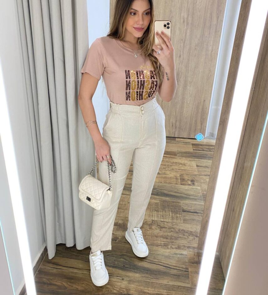 Calça Feminina Cecília Viscolinho Reta com 2 Botões Cru - Fernanda Ramos Store
