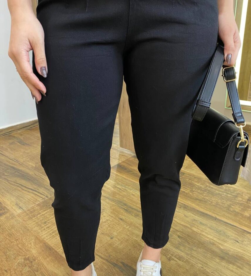 Calça Feminina Jéssica Sarja com Bolsos e Cinto Preta - Fernanda Ramos Store
