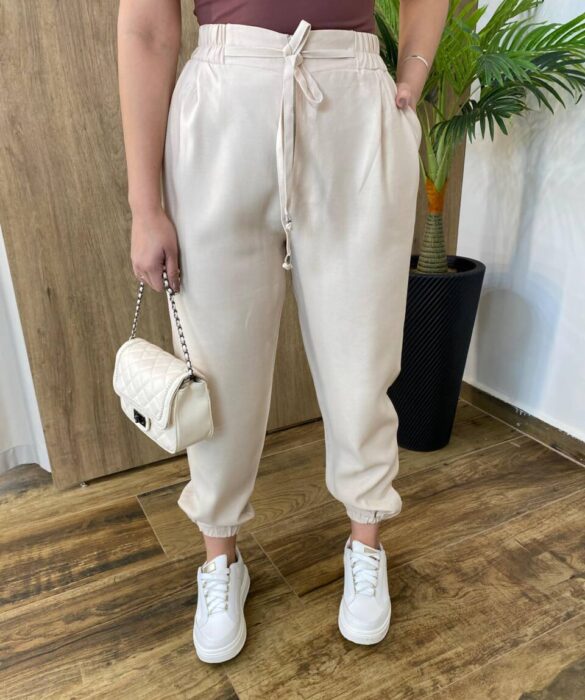 Calça Feminina Jogger Valentina com Bolsos e Amarração Nude - Fernanda Ramos Store