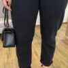 Calça Feminina Mom Sarja com Cinto Preta 016420 - Fernanda Ramos Store