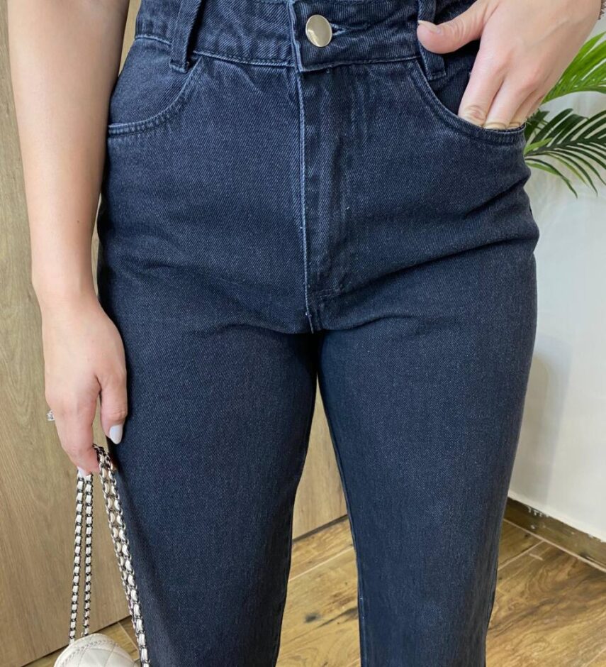 Calça Feminina Valentina Jeans Reta Barra a Fio Preta - Fernanda Ramos Store