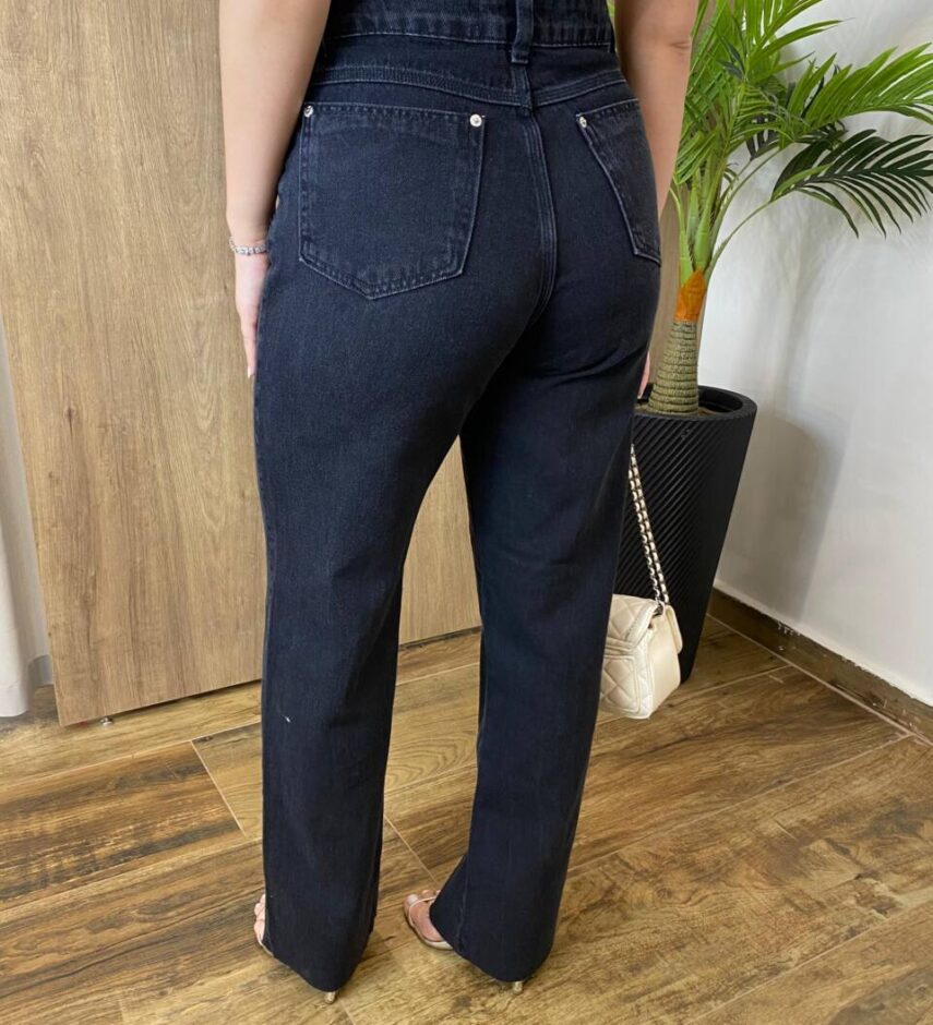 Calça Feminina Valentina Jeans Reta Barra a Fio Preta - Fernanda Ramos Store