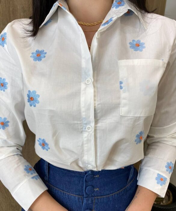 Camisa Feminina Social Branca com Bordado de Flor - Fernanda Ramos Store