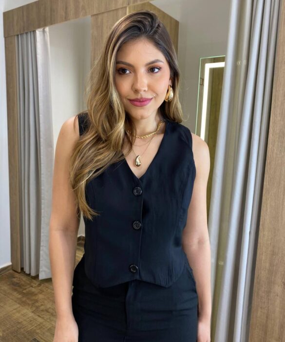 Conjunto Feminino Heloíse Colete e Saia Midi com Fenda Preto - Fernanda Ramos Store