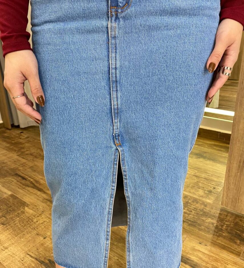 Saia Midi Feminina Mariah Jeans com Fenda Frontal - Fernanda Ramos Store