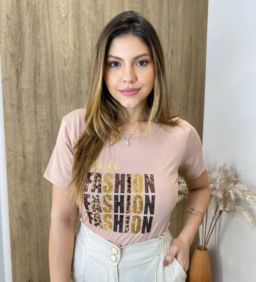 T-shirt Feminina Manga Curta Bege Escuro Style Fashion - Fernanda Ramos Store
