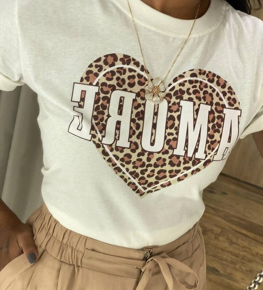 T-shirt Feminina Manga Curta Off White Amore - Fernanda Ramos Store