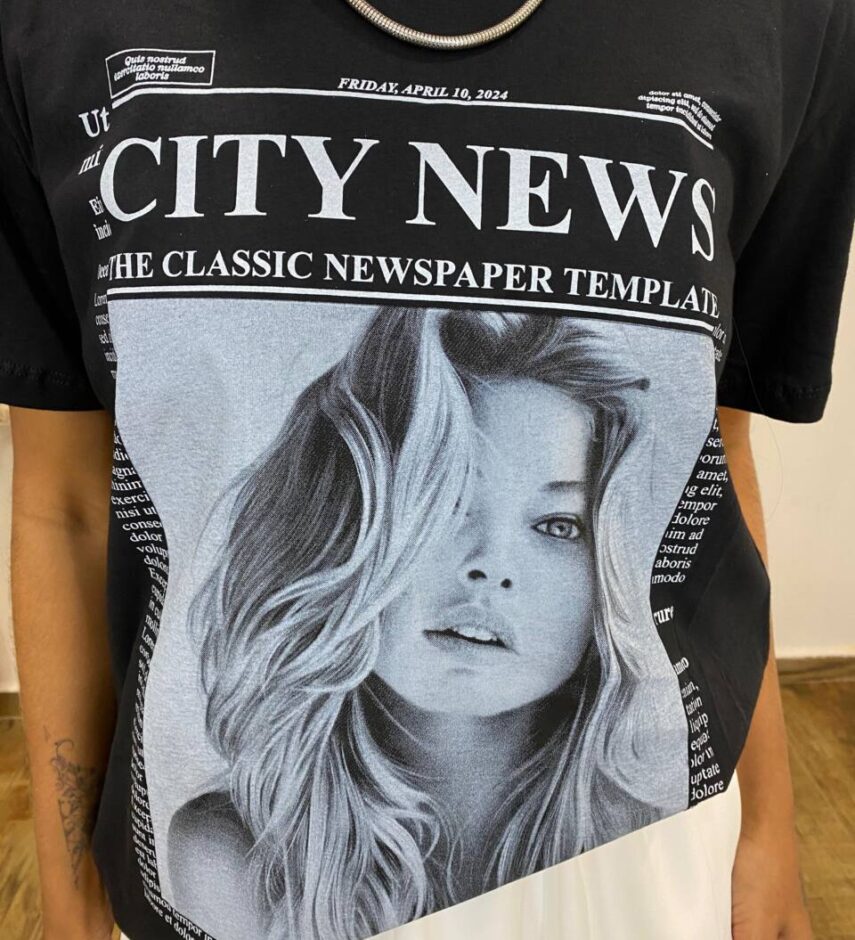 T-shirt Manga Curta Plus Size Preta City News - Fernanda Ramos Store