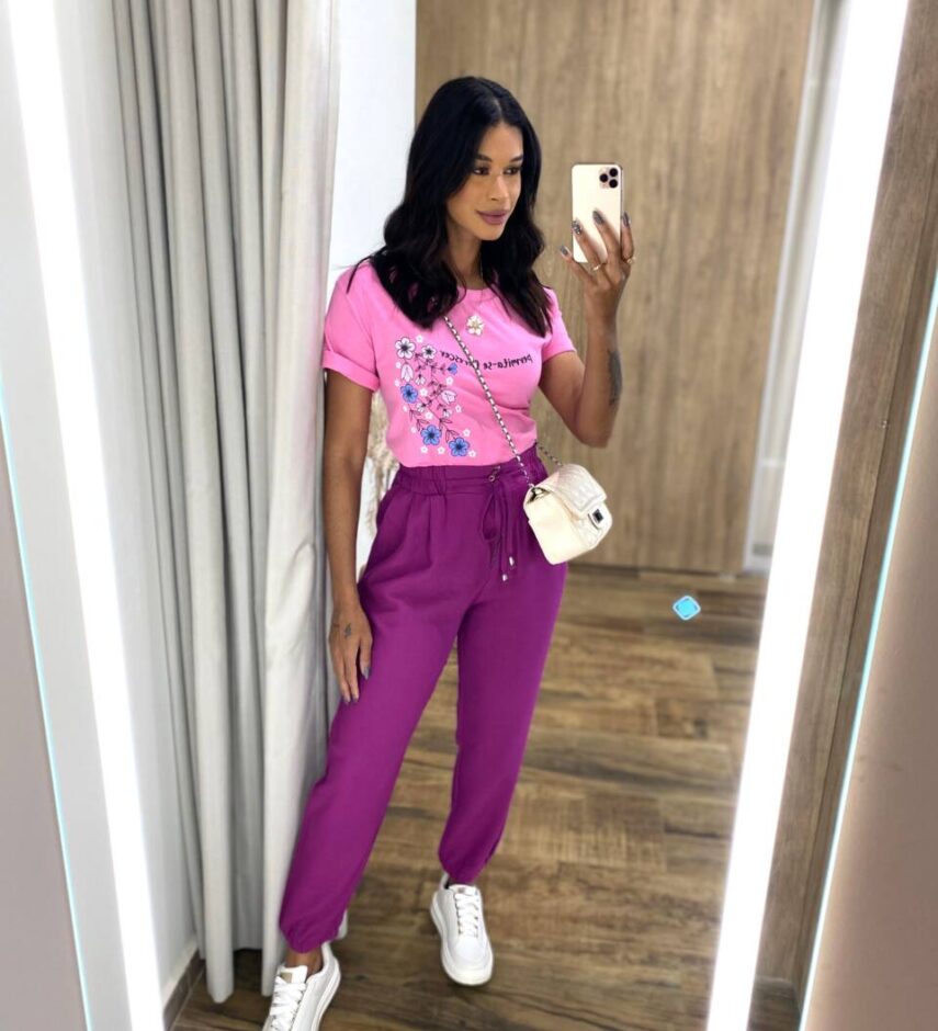 T-shirt Manga Curta Plus Size Rosa Permita-se Florescer - Fernanda Ramos Store