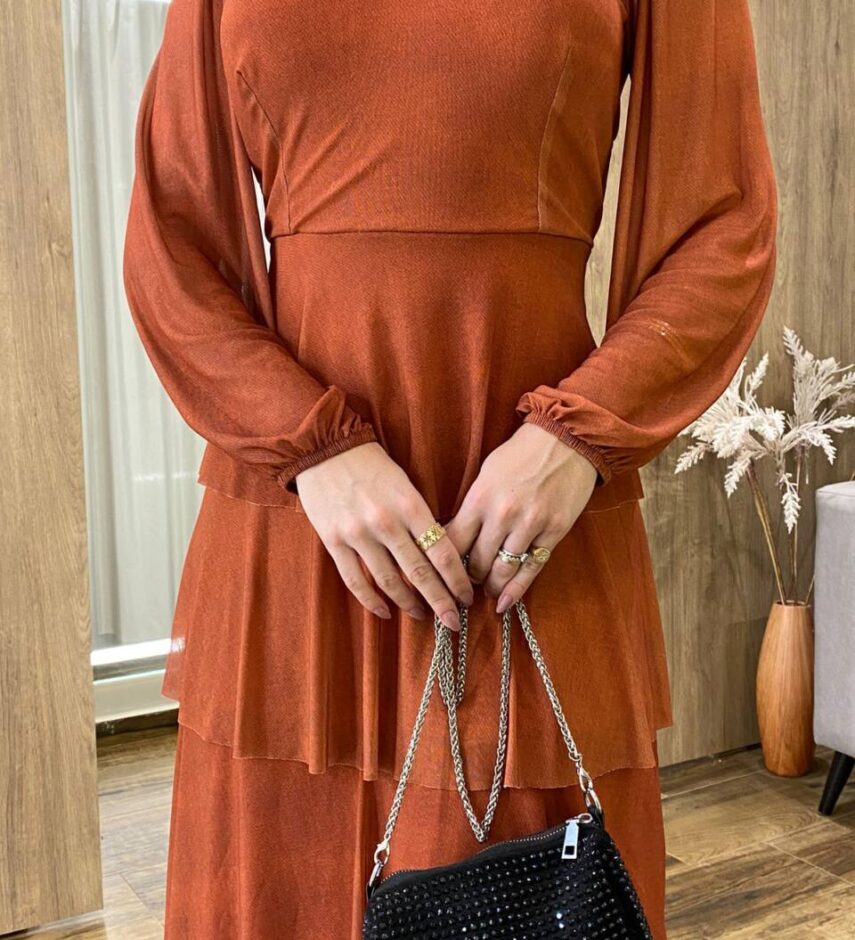 Vestido Midi Elisa com Bojo Manga Longa Tule Terracota - Fernanda Ramos Store