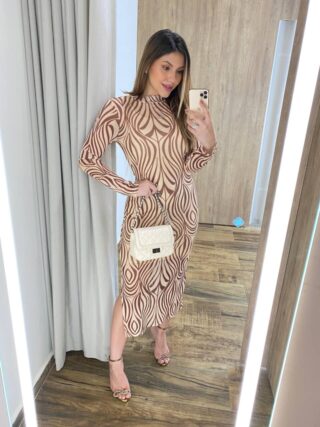 Vestido Midi Rebeca de Tule sem Bojo Manga Longa Bege Estampado - Fernanda Ramos Store