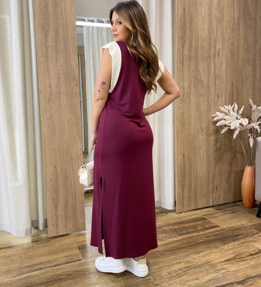 Vestido Muscle Longo sem Bojo de Malha Bordô com Detalhe Branco - Fernanda Ramos Store