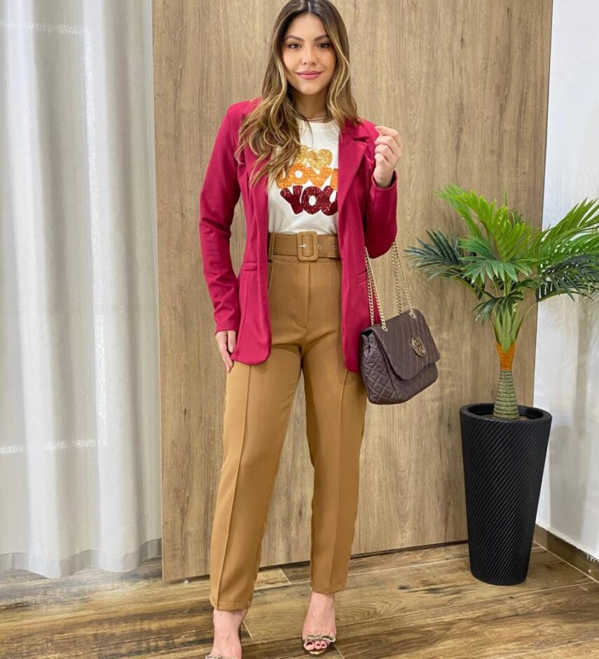 Blazer Manga Longa Feminino Débora com Bolsos Falsos Vinho - Fernanda Ramos Store