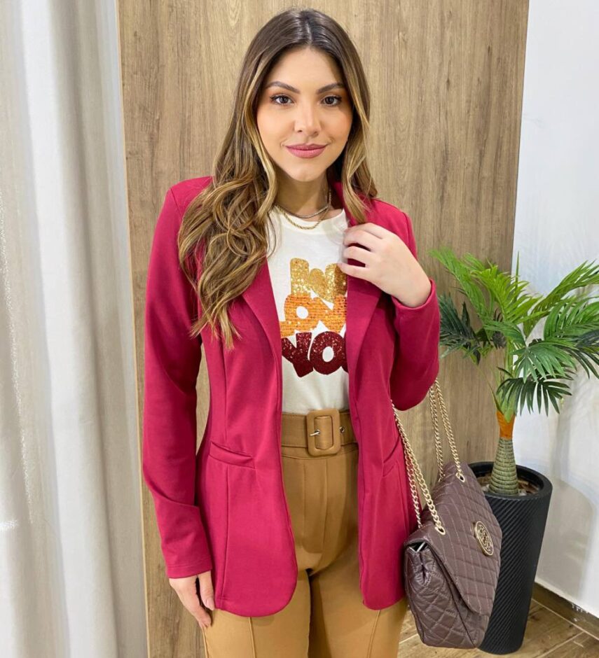 Blazer Manga Longa Feminino Débora com Bolsos Falsos Vinho - Fernanda Ramos Store