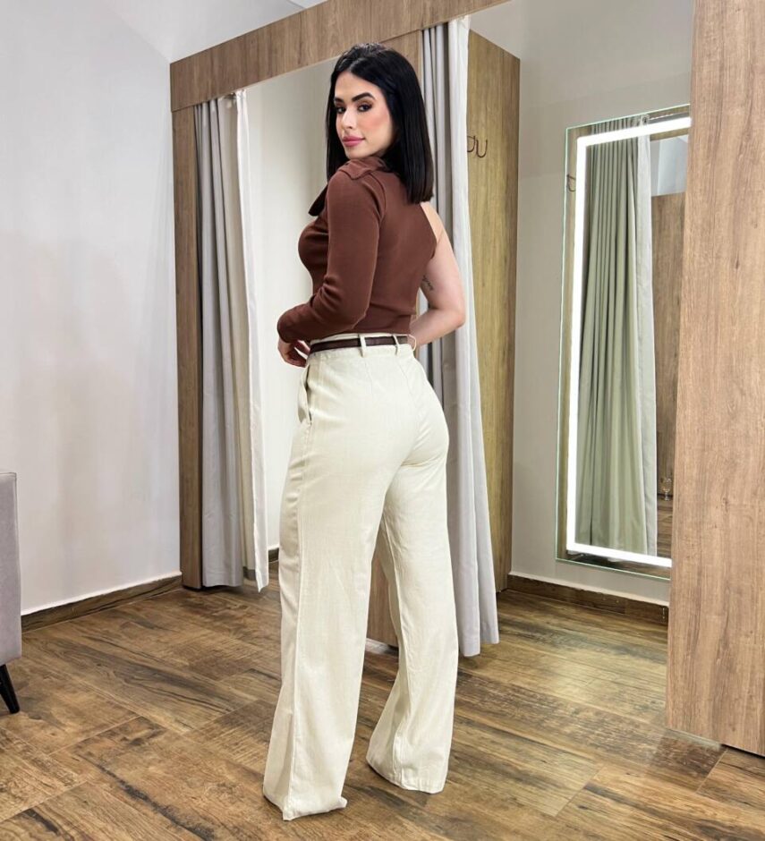 Blusa Feminina Vitória Nula Manga Canelada Marrom - Fernanda Ramos Store