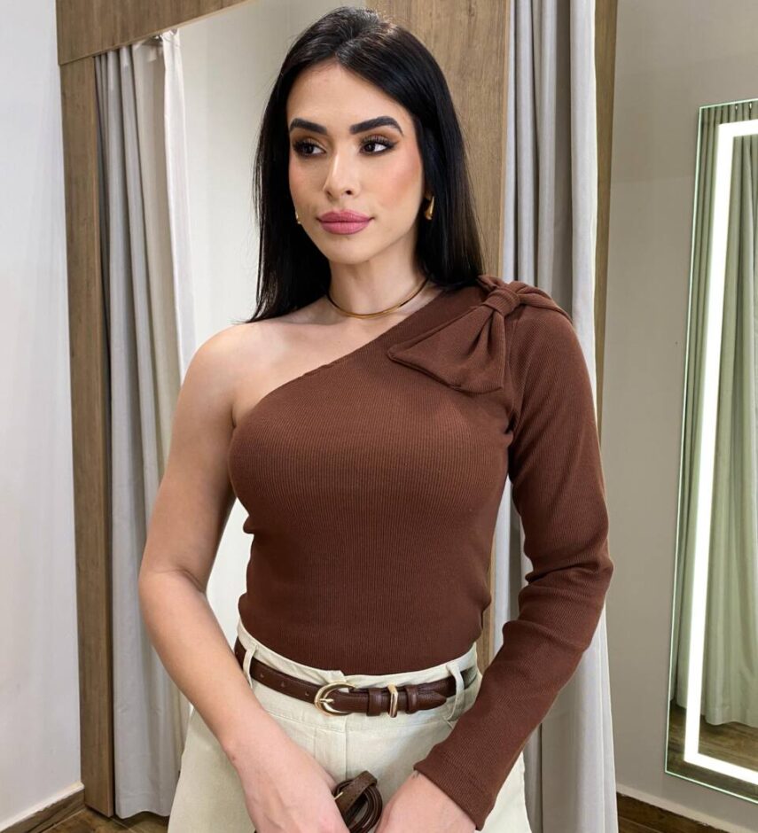Blusa Feminina Vitória Nula Manga Canelada Marrom - Fernanda Ramos Store