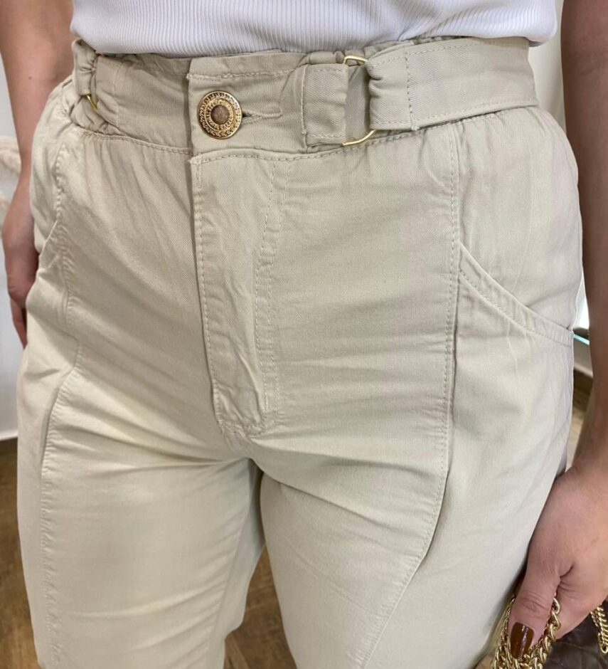Calça Feminina Júlia Mom Sarja com Elástico Bege 015635 - Fernanda Ramos Store