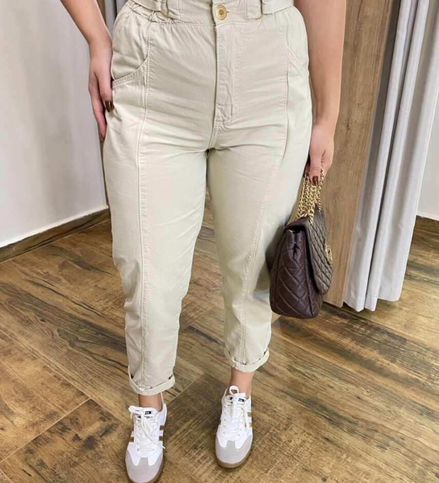 Calça Feminina Júlia Mom Sarja com Elástico Bege 015635 - Fernanda Ramos Store