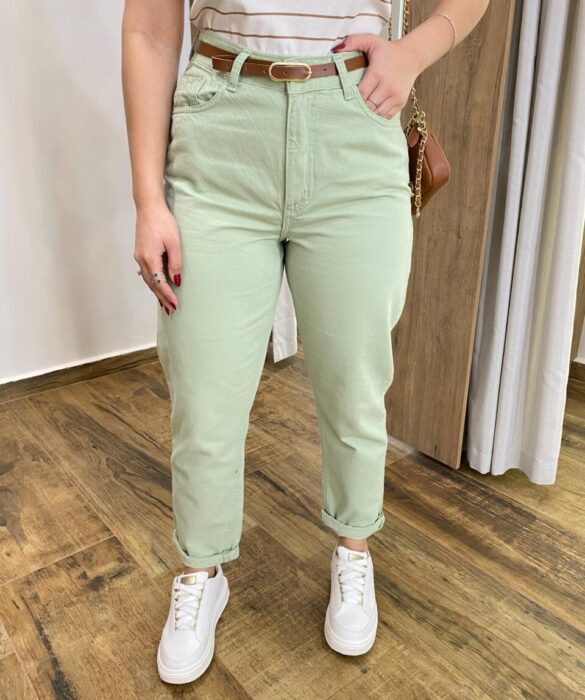 Calça Feminina Mom Sarja com Cinto Verde 016420 - Fernanda Ramos Store