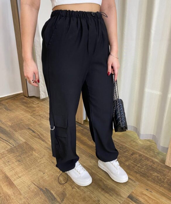 Calça Feminina Parachute Cargo Preta - Fernanda Ramos Store