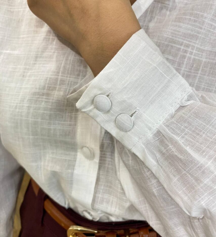 Camisa Feminina Júlia Manga Longa Branca com Botões Encapados - Fernanda Ramos Store