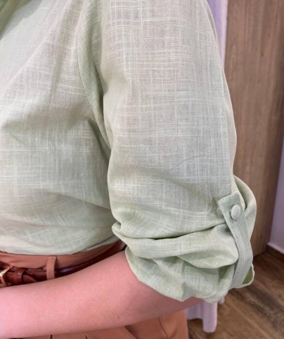 Camisa Feminina Júlia Manga Longa Verde com Botões Encapados - Fernanda Ramos Store