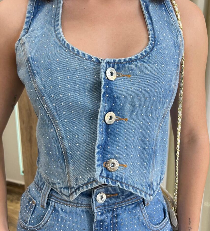 Colete Feminino Ayla sem Bojo com Aplicações Jeans - Fernanda Ramos Store