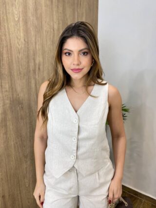 Conjunto Feminino Aurora Viscolinho Colete e Short Cru - Fernanda Ramos Store