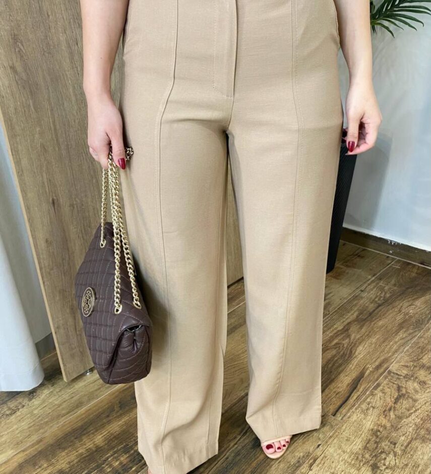 Conjunto Feminino Fernanda Colete e Calça Pantalona Bege - Fernanda Ramos Store