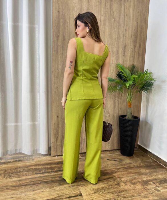 Conjunto Feminino Fernanda Colete e Calça Pantalona Verde Pistache - Fernanda Ramos Store