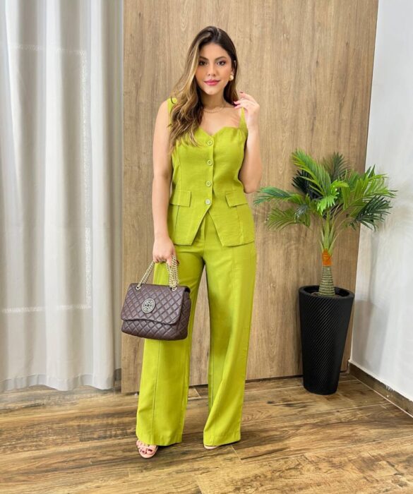 Conjunto Feminino Fernanda Colete e Calça Pantalona Verde Pistache - Fernanda Ramos Store