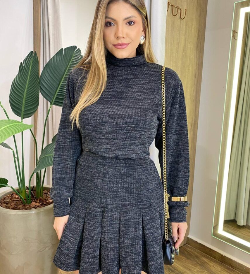 Conjunto Feminino Suzy Blusa Manga Longa e Saia Curta Preto - Fernanda Ramos Store