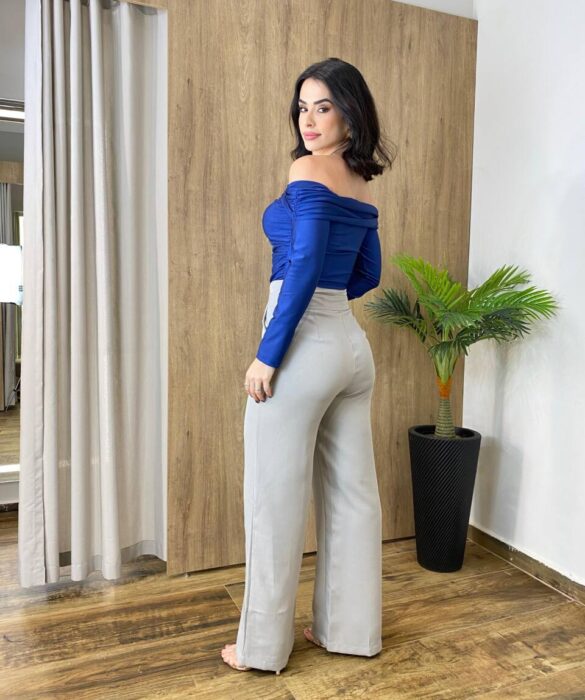 Cropped Feminino Bia com Bojo Ombro a Ombro Manga Longa Azul - Fernanda Ramos Store