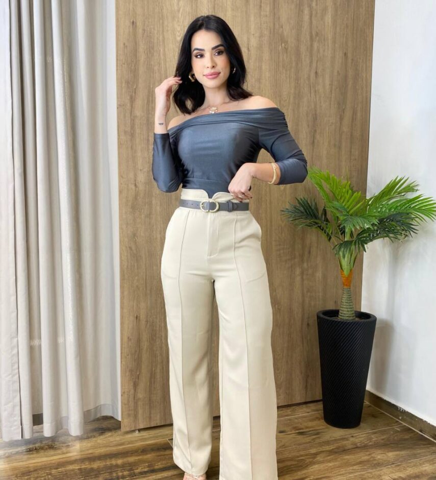 Cropped Feminino Bia com Bojo Ombro a Ombro Manga Longa Cinza - Fernanda Ramos Store