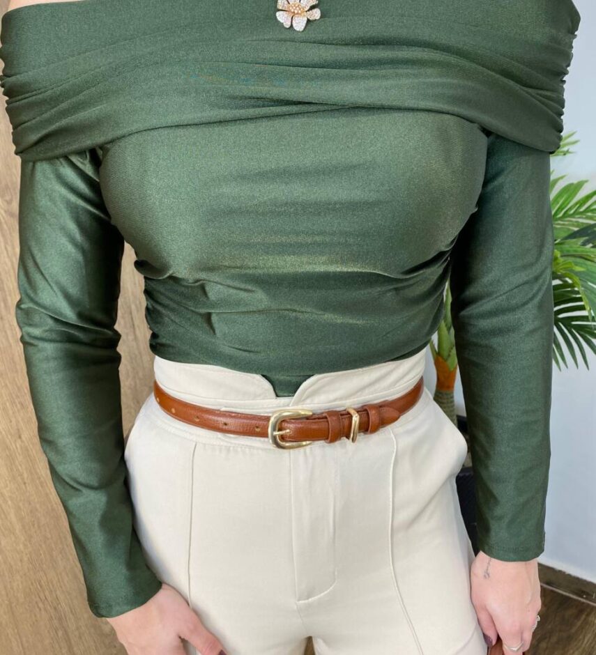 Cropped Feminino Bia com Bojo Ombro a Ombro Manga Longa Verde - Fernanda Ramos Store