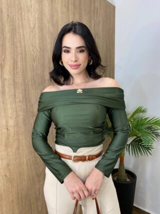 Cropped Feminino Bia com Bojo Ombro a Ombro Manga Longa Verde - Fernanda Ramos Store