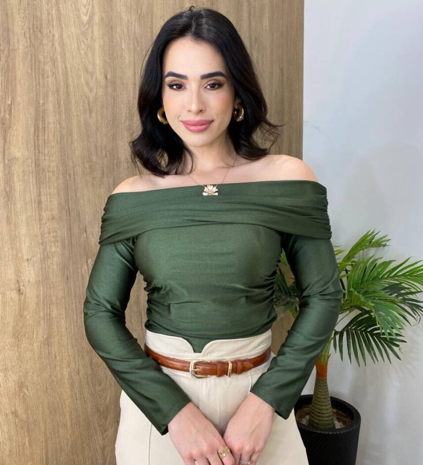 Cropped Feminino Bia com Bojo Ombro a Ombro Manga Longa Verde - Fernanda Ramos Store