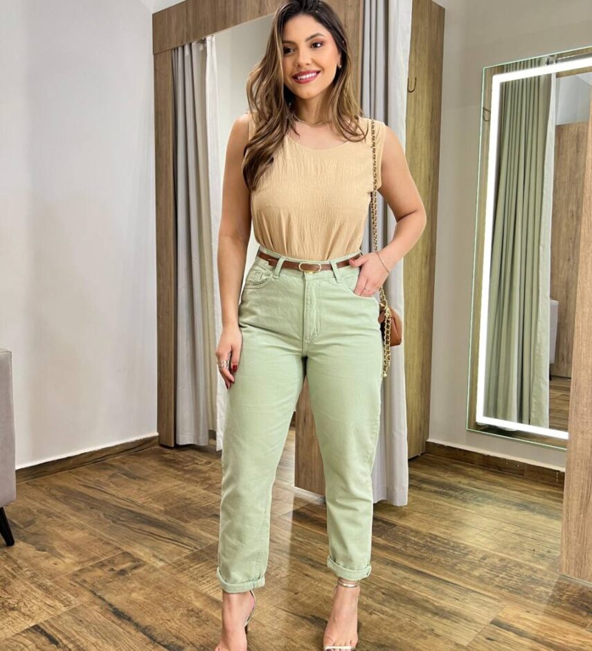 Regata Feminina Valentina Crepe Bege - Fernanda Ramos Store
