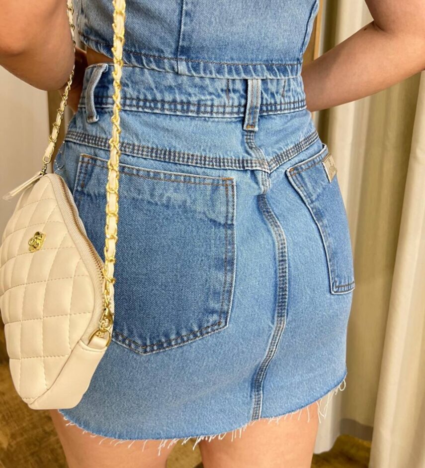 Saia Jeans Feminina Curta Elo Barra a Fio com Aplicações - Fernanda Ramos Store