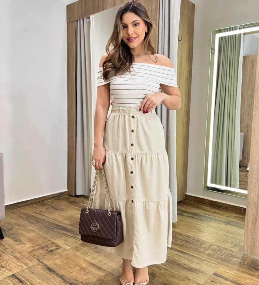 Saia Midi Feminina em Camadas com Botões Falsos Creme 062622 - Fernanda Ramos Store