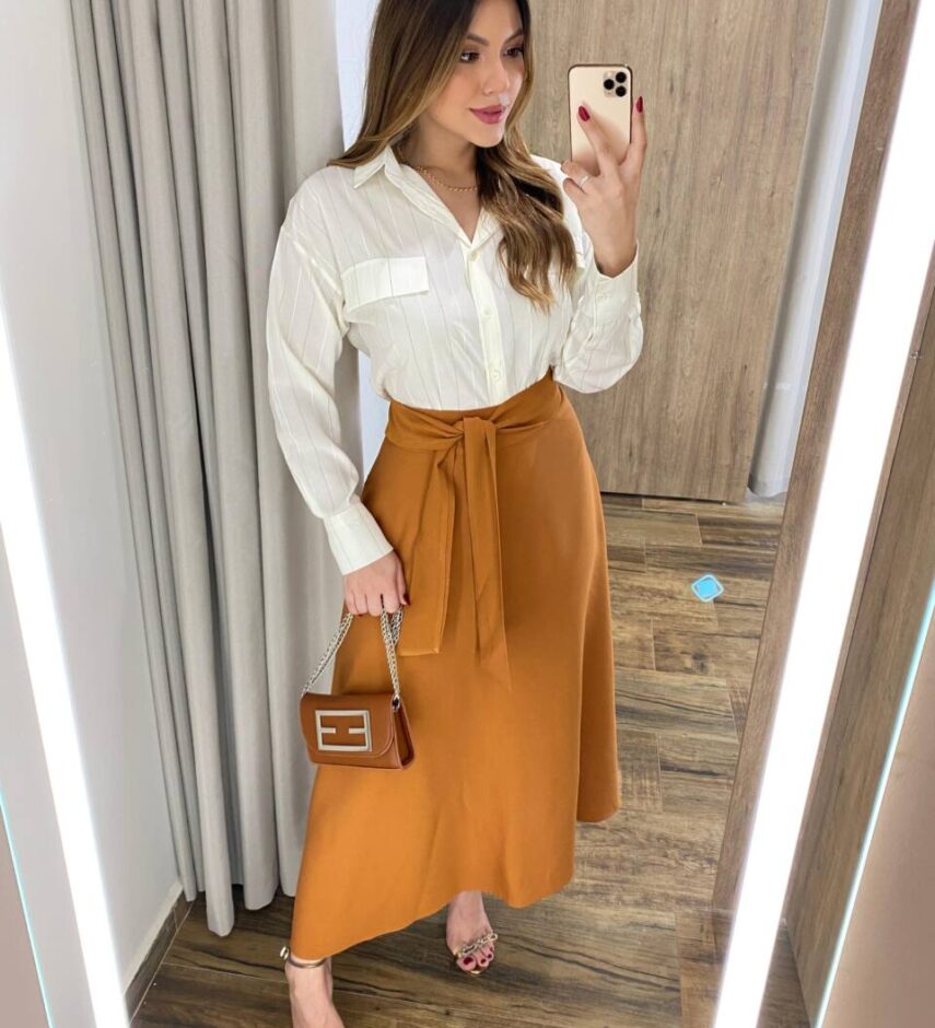 Saia Midi Feminina Manuela Alfaiataria Caramelo com Amarração - Fernanda Ramos Store